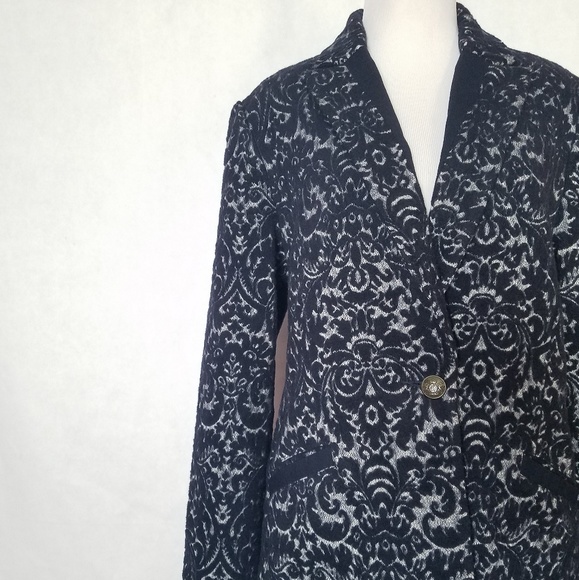 Cabi Damask Textured Blazer Coat in Navy Blue - Picture 7 of 9